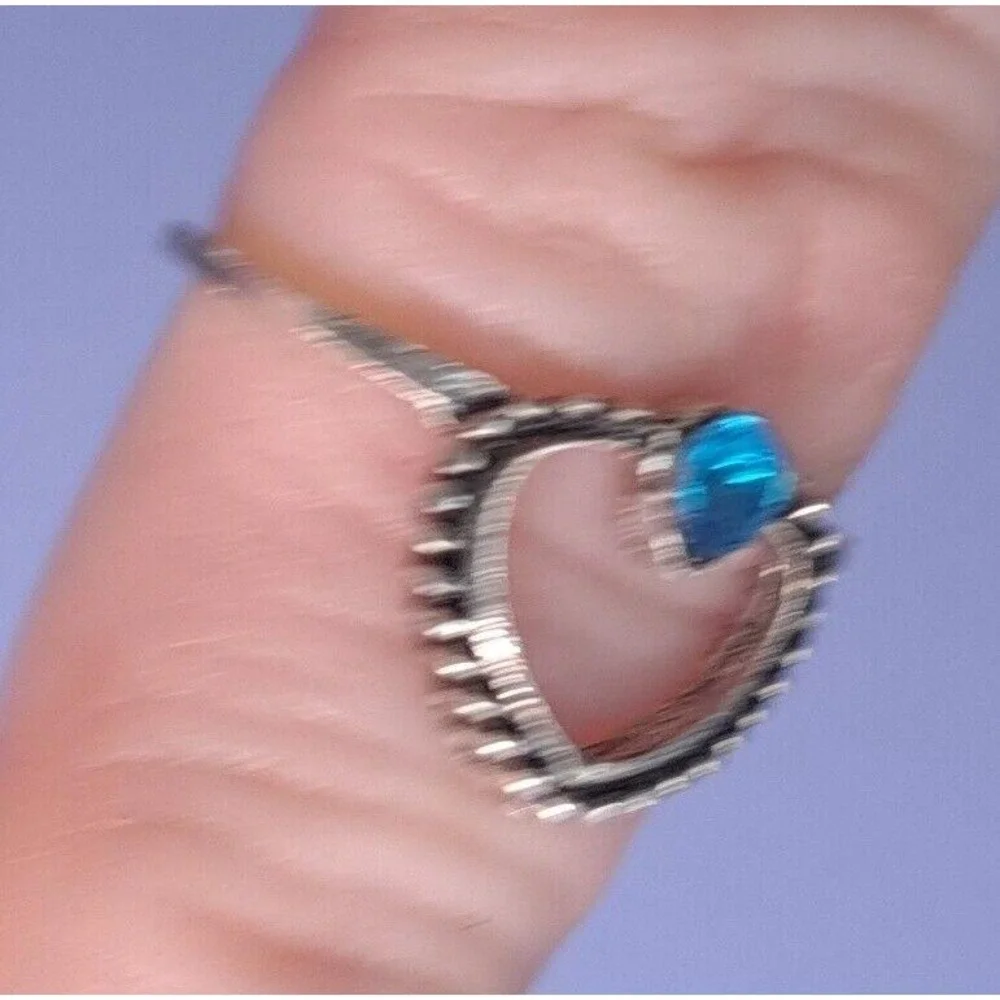 New Heart Ring Size 5.5 Silver Tone Blue Stone Fashion Jewelry Midi Pinky Kiddie